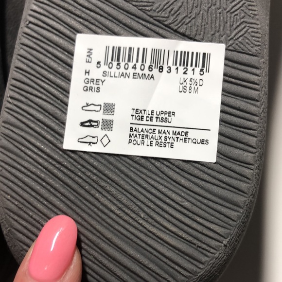 Brand new Clarks gray Cloudstepper sneakers size 8 - Picture 8 of 10